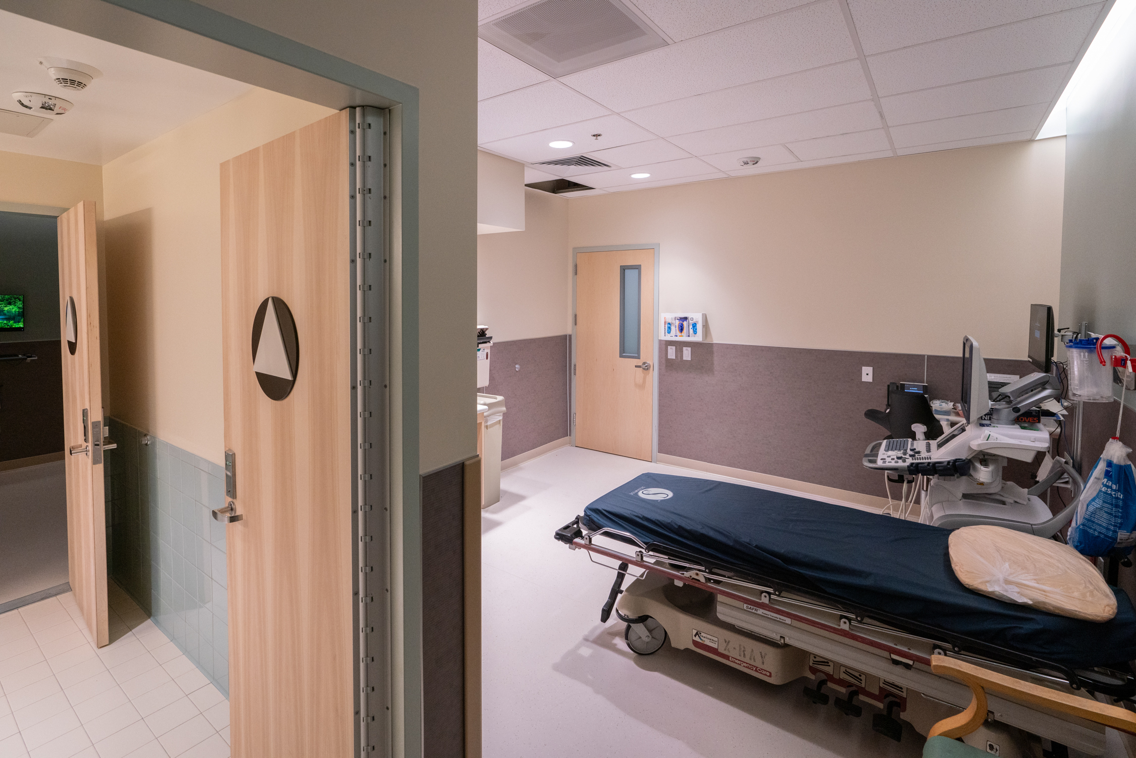 Dville_SanLeandro_Hospital_PhotobyKialJames-27